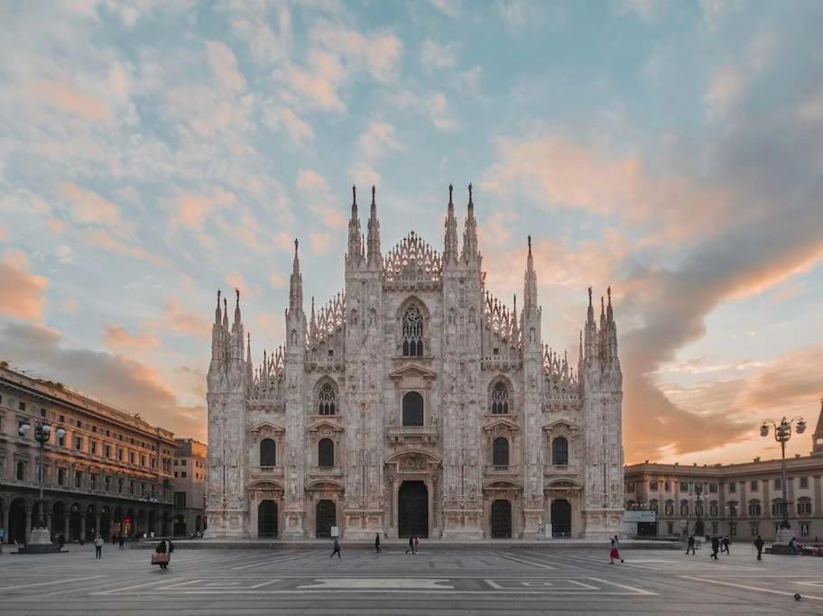 Apartmán 10' From Malpensa Casa Moderna, Netflix & Wi-Fi Casorate Sempione Exteriér fotografie