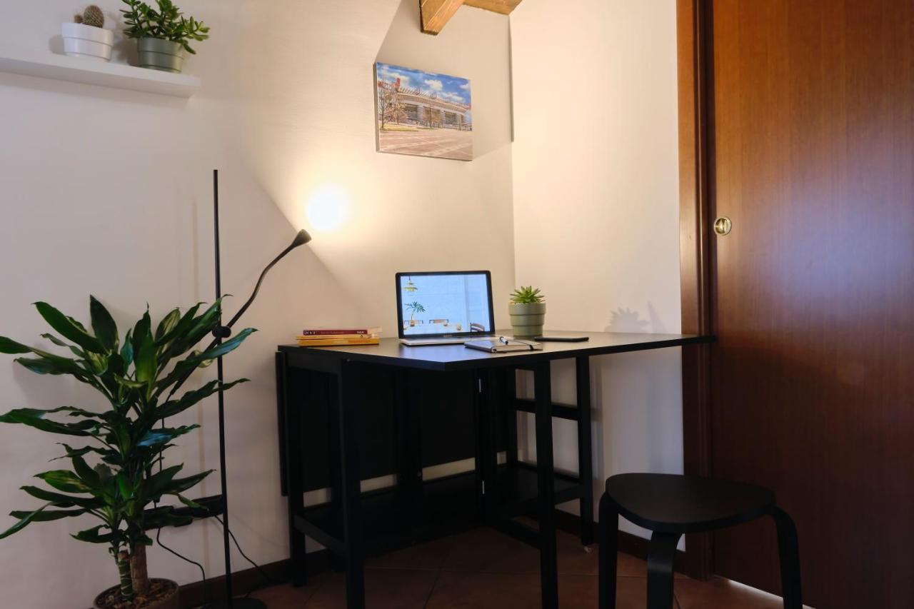 Apartmán 10' From Malpensa Casa Moderna, Netflix & Wi-Fi Casorate Sempione Exteriér fotografie